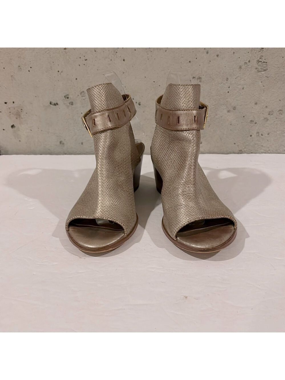 Nicole Antique Gold Leather Talullah Open Toe Open Heel Shootie - Size 6.5